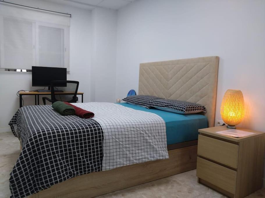 Appartment As A Service. Book It Now Malaga Luaran gambar